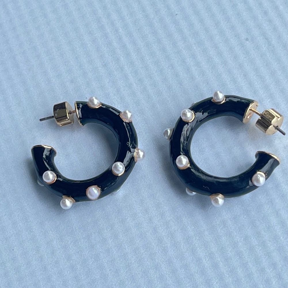 Kate Spade Black Pearl Studded Hoop Earrings Spade Backs Designer Elegant Classy